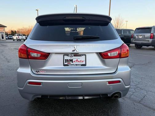 2011 Mitsubishi Outlander Sport SE