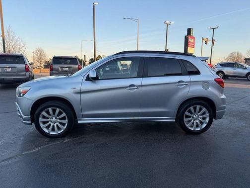 2011 Mitsubishi Outlander Sport SE