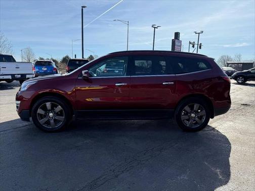 2017 Chevrolet Traverse 2LT