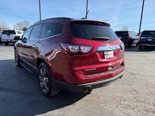 2017 Chevrolet Traverse 2LT