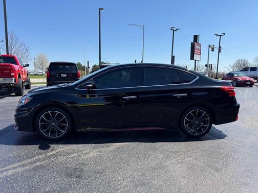 Super Black 2018 Nissan Sentra NISMO