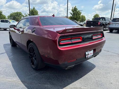 2018 Dodge Challenger SXT