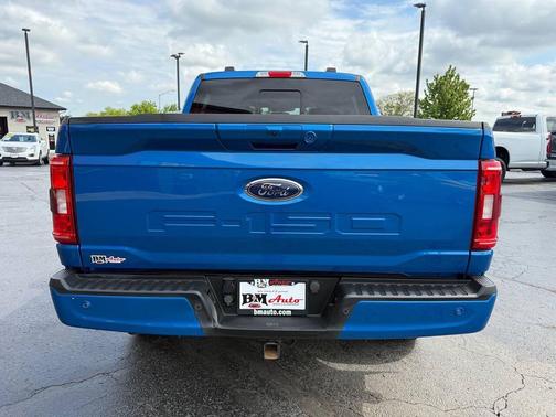 Velocity Blue Metallic 2021 Ford F-150 XLT
