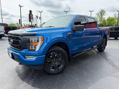 Velocity Blue Metallic 2021 Ford F-150 XLT