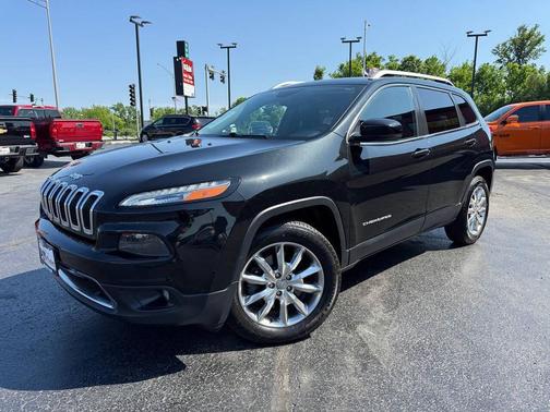 Brilliant Black Crystal Pearlcoat 2014 Jeep Cherokee Limited