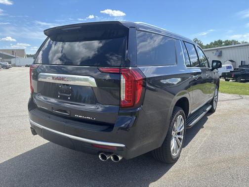Titanium Rush Metallic 2023 GMC Yukon XL Denali