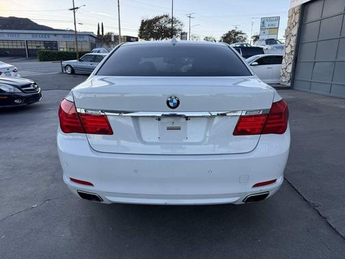 2011 BMW 750 Li