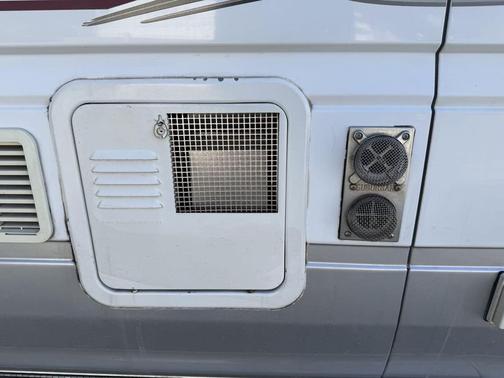 Arctic White 2006 Dodge Sprinter 2500