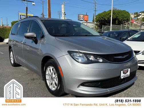 2021 Chrysler Voyager LXI