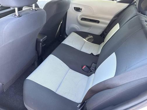Super White 2013 Toyota Prius c Four