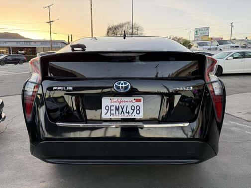 2016 Toyota Prius Two