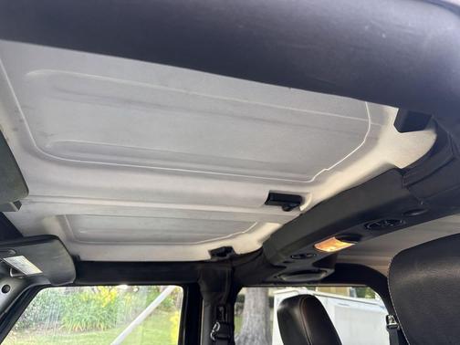 Black Clearcoat 2013 Jeep Wrangler Rubicon