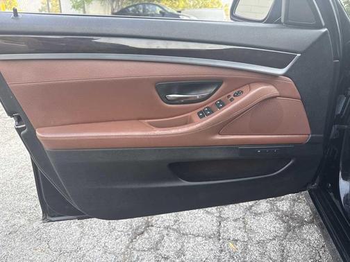 Black Sapphire Metallic 2015 BMW 535 535i