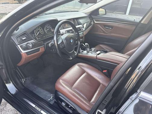 Black Sapphire Metallic 2015 BMW 535 535i