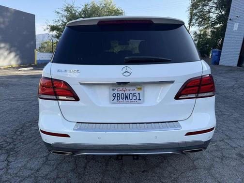Polar White 2017 Mercedes-Benz GLE 350 Base