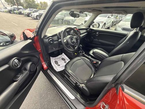 2015 MINI Hardtop Cooper
