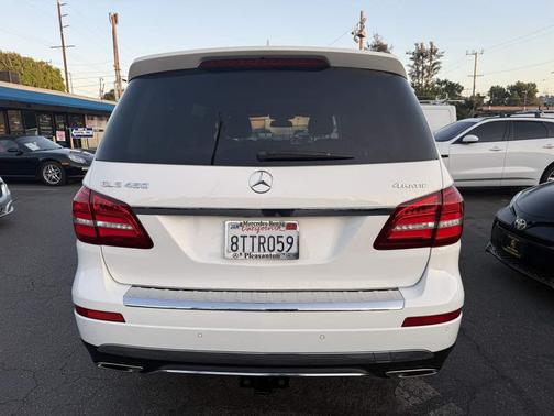 2018 Mercedes-Benz GLS 450 4MATIC