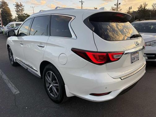 2017 INFINITI QX60 Base