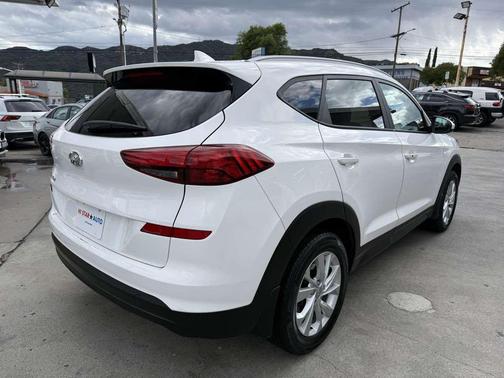 Winter White 2020 Hyundai TUCSON Value