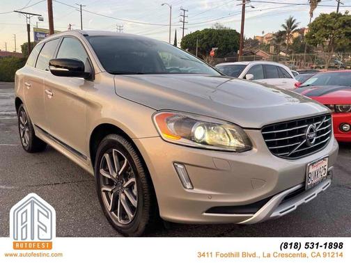 2017 Volvo XC60 T6 Dynamic