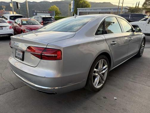 Floret Silver Metallic 2015 Audi A8 3.0T