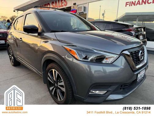 2019 Nissan Kicks SR