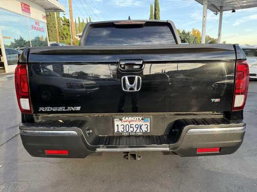 2018 Honda Ridgeline Sport