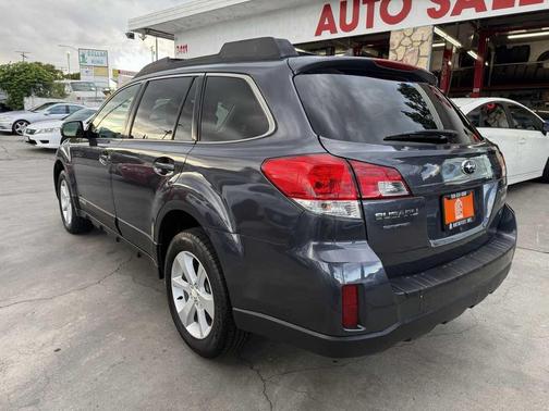 Carbide Gray Metallic 2014 Subaru Outback 2.5i Premium