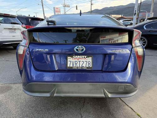 2016 Toyota Prius Three Touring
