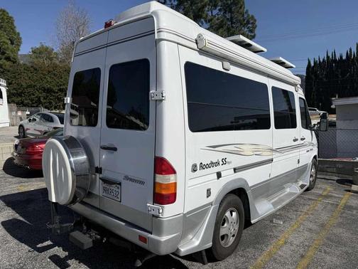 2006 Dodge Sprinter 2500