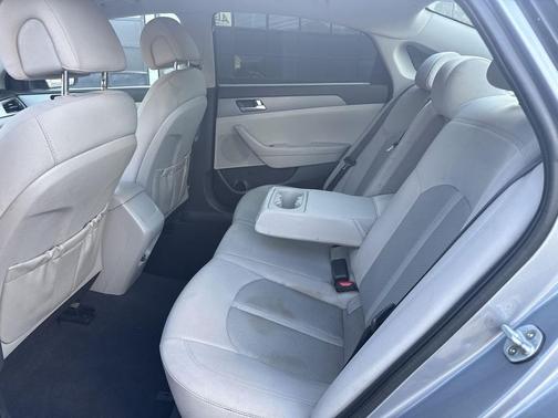 Shale Gray Metallic 2017 Hyundai SONATA SE