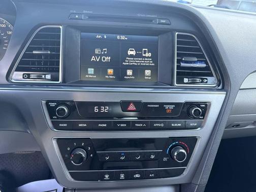 Shale Gray Metallic 2017 Hyundai SONATA SE
