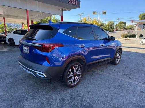 Neptune Blue 2022 Kia Seltos SX Turbo