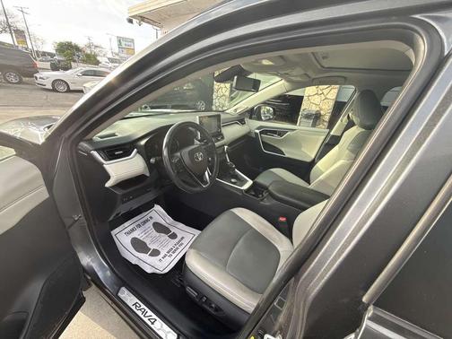 2019 Toyota RAV4 Hybrid Limited