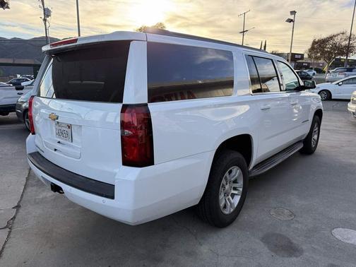 2018 Chevrolet Suburban LS