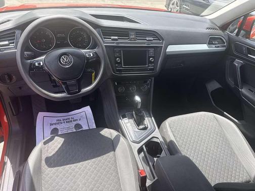 Habanero Orange Metallic 2018 Volkswagen Tiguan 2.0T S