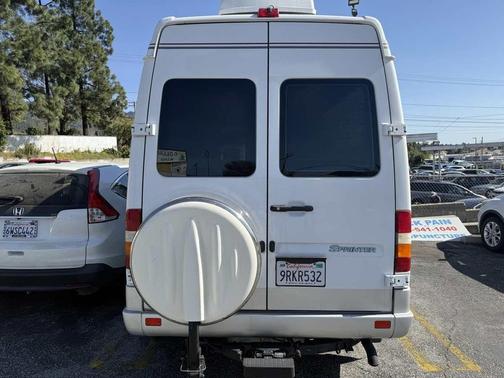 Arctic White 2006 Dodge Sprinter 2500