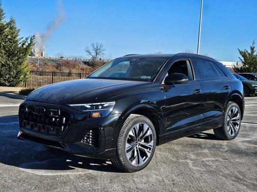 2025 Audi Q8 55 Premium