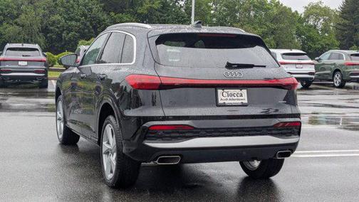 2025 Audi Q5 Premium Plus