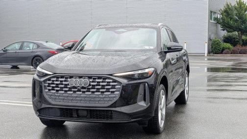 2025 Audi Q5 Premium Plus