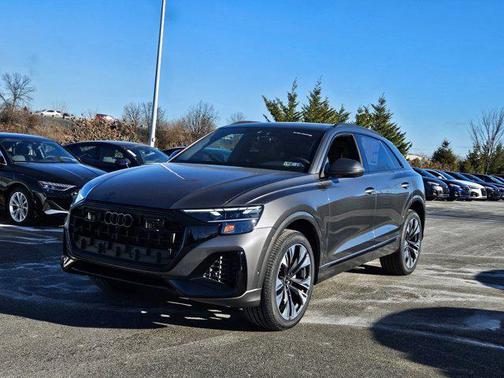 2025 Audi Q8 55 Premium Plus
