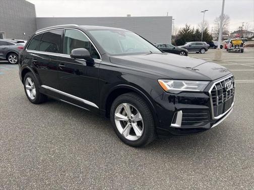 2024 Audi Q7 Premium 45 TFSI quattro Tiptronic