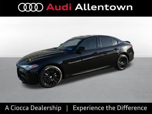 2021 Alfa Romeo Giulia Base