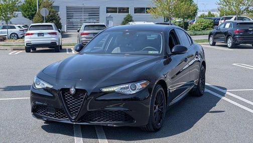 2021 Alfa Romeo Giulia Base