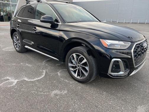 2024 Audi Q5 Premium 45 TFSI S line quattro