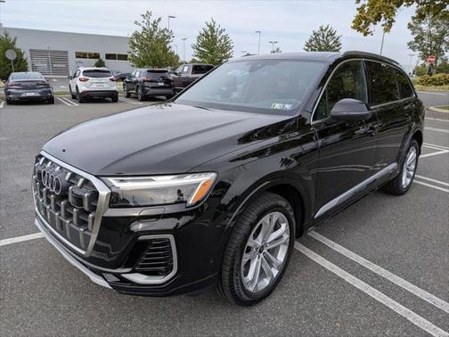 2025 Audi Q7 Premium Plus 55 TFSI quattro Tiptronic