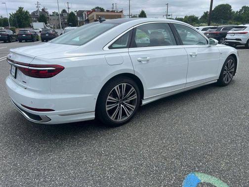 2023 Audi A8 L 55 TFSI quattro Tiptronic