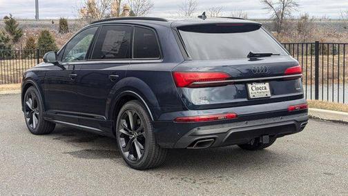 2025 Audi Q7 55 Prestige