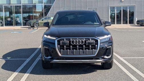 2025 Audi Q7 55 Premium
