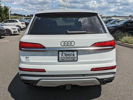 2025 Audi Q7 55 Premium Plus